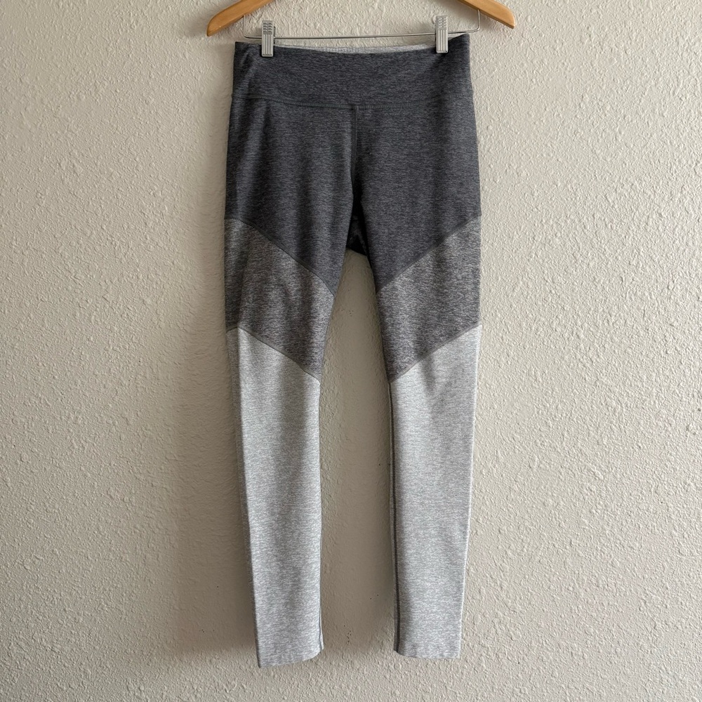 Outdoor Voices grey block leggings size medium